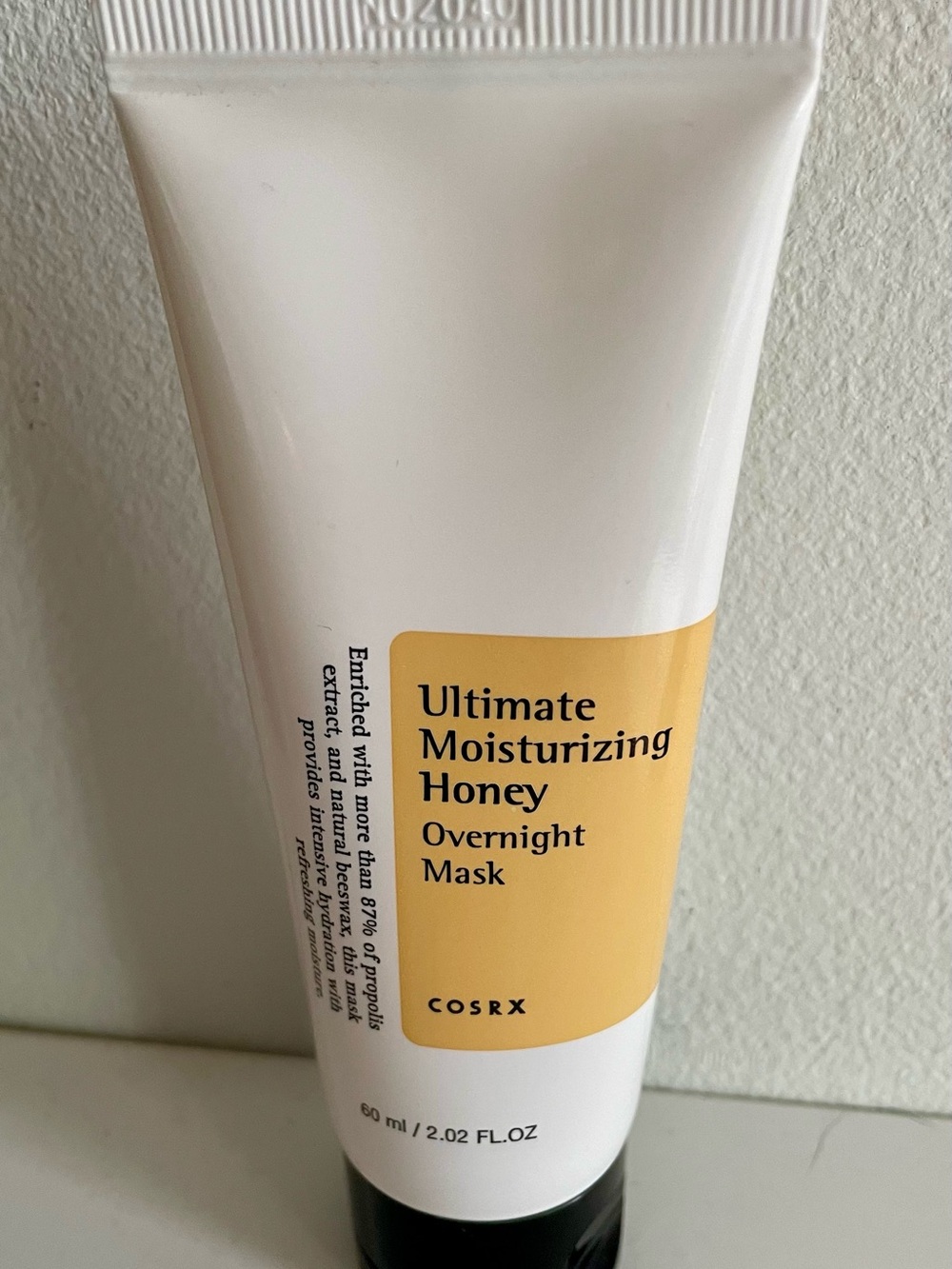 COSRX Ultimate Moisturizing Honey Overnight Mask - White & Yellow Tube